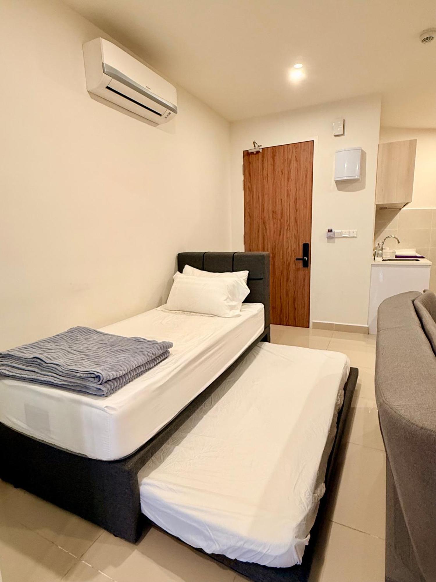 The Shore Executive Suites By Ys Luxury コタキナバル エクステリア 写真