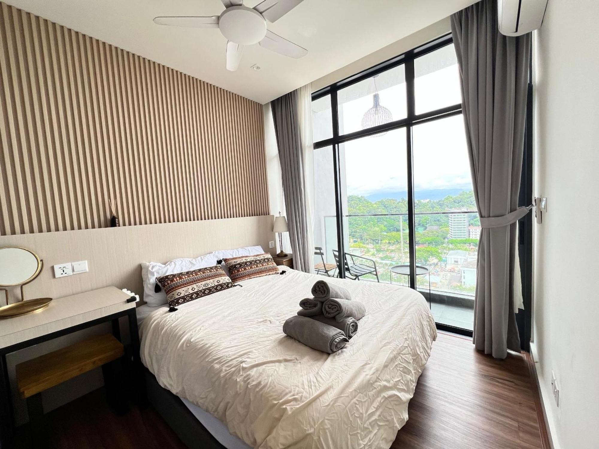 The Shore Executive Suites By Ys Luxury コタキナバル エクステリア 写真